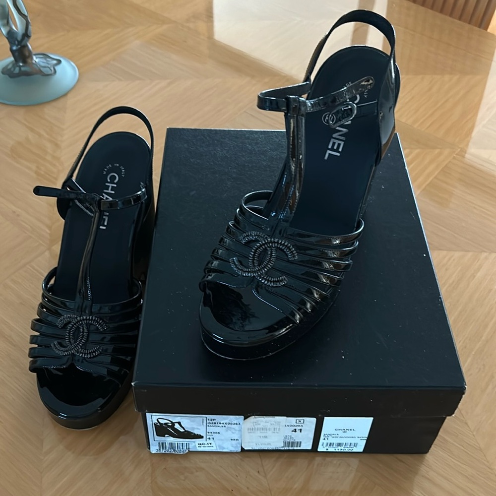 Like a new, st in the box. Made in Italy.